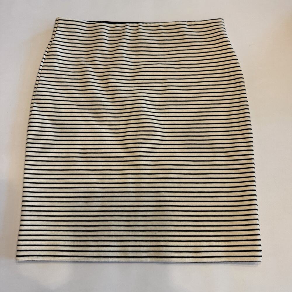 LOFT Women’s Petite Black Ivory Striped Pencil Skirt Elastic Waist XSP (A0135)